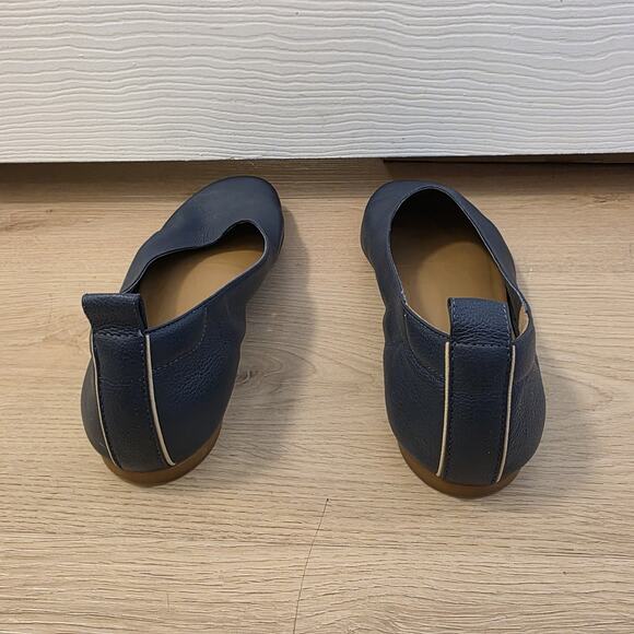 Everlane Navy Blue Leather Minimalist Contemporary The Day Glove Flats Size 8 - Picture 5 of 9
